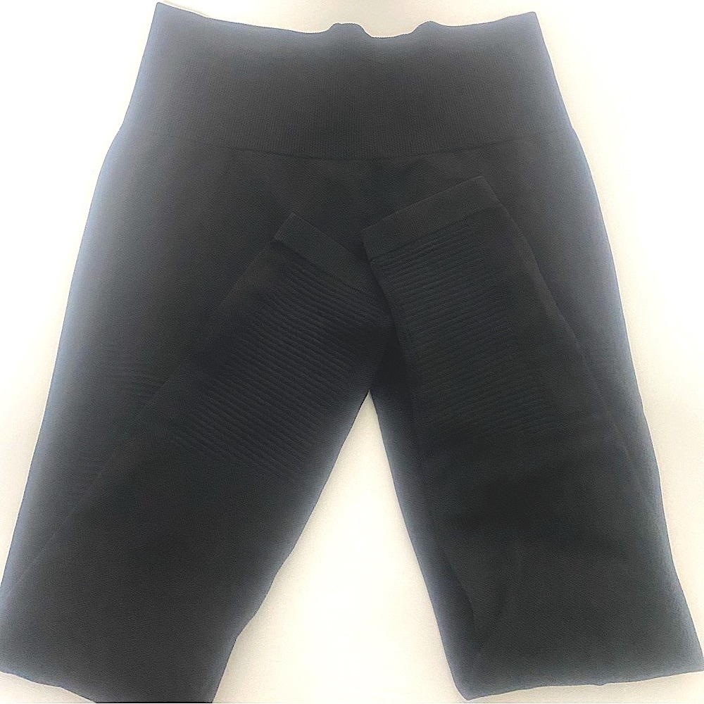 Victoria’s Secret PINK Ultimate Legging Black Medium Ribbed Leg Style Active Gym